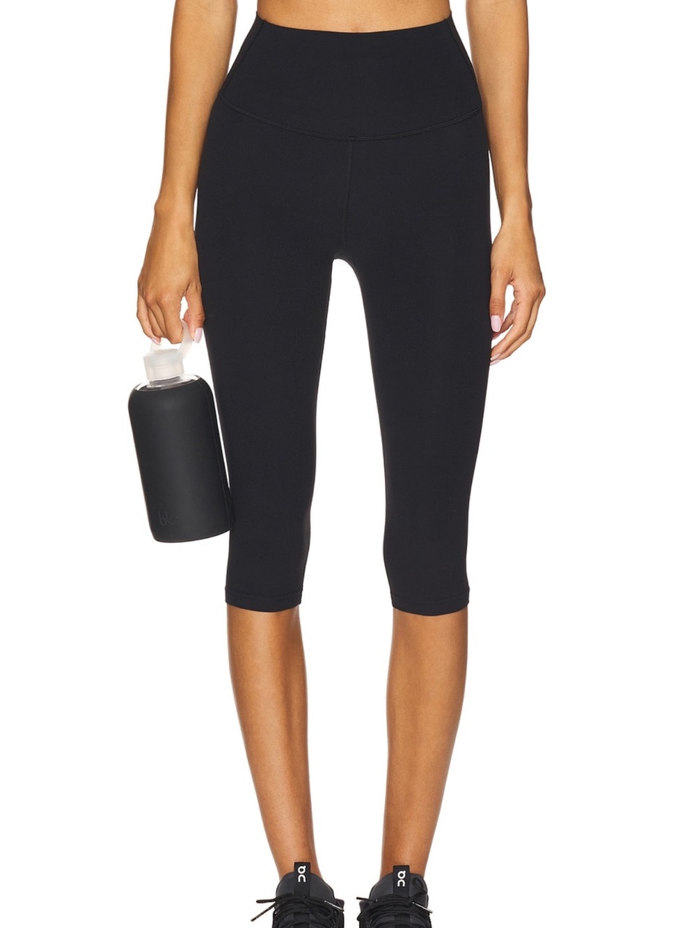 NEW Revolve Black Capri Leggings High Waisted Size Small (Splits59)